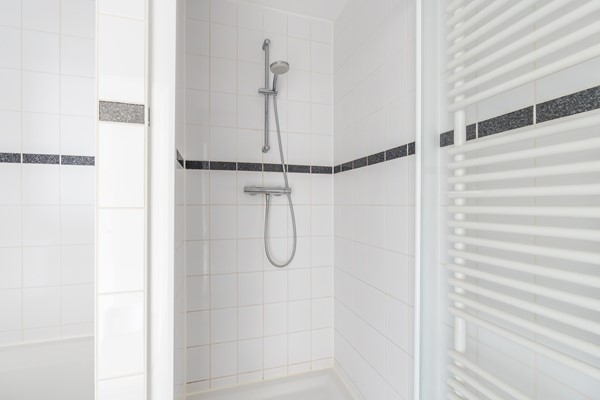 Medium property photo - Prins Willem-Alexanderweg 123, 2595 BT The Hague